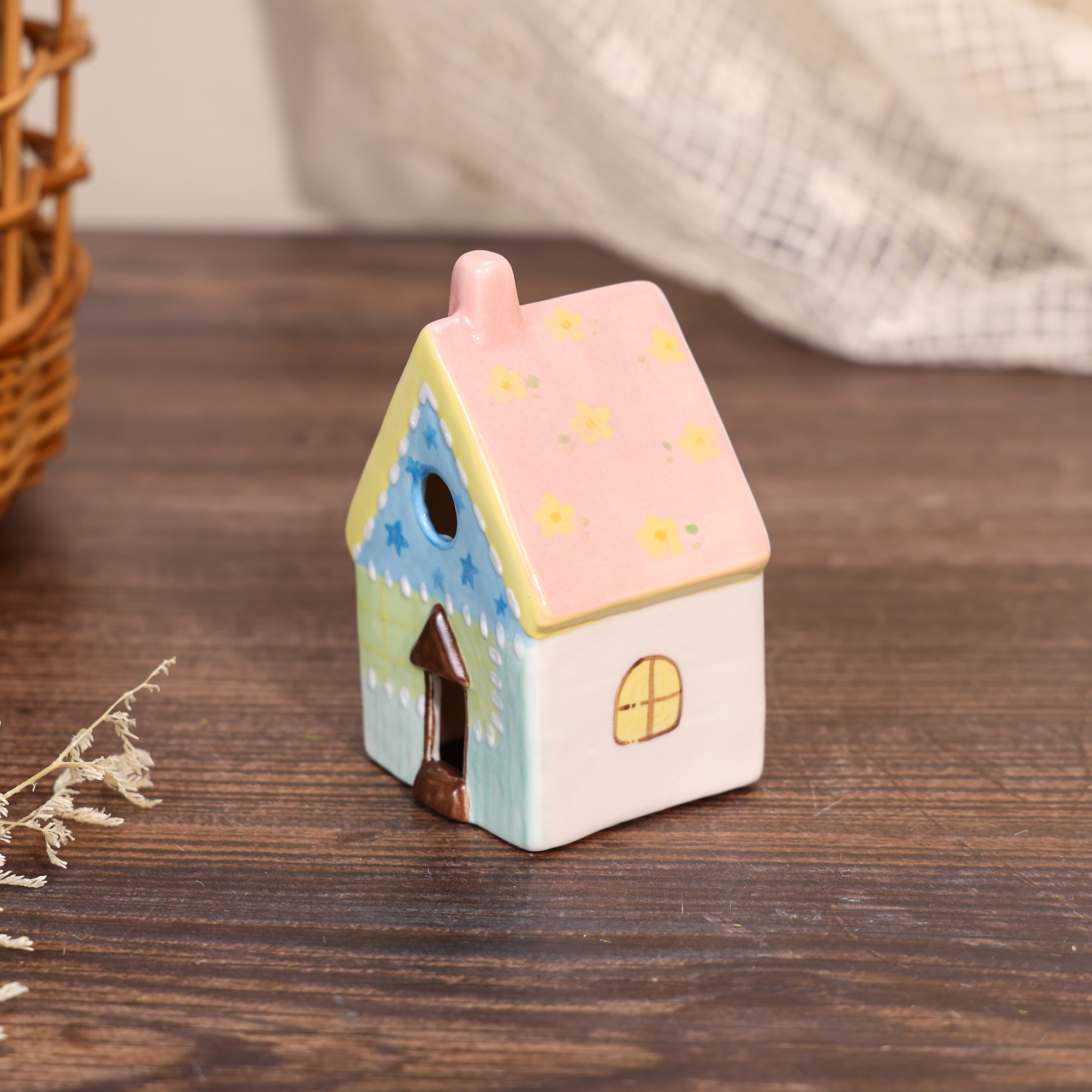 Hand-Painted Pastel Star Ceramic House Ornament - Image 3