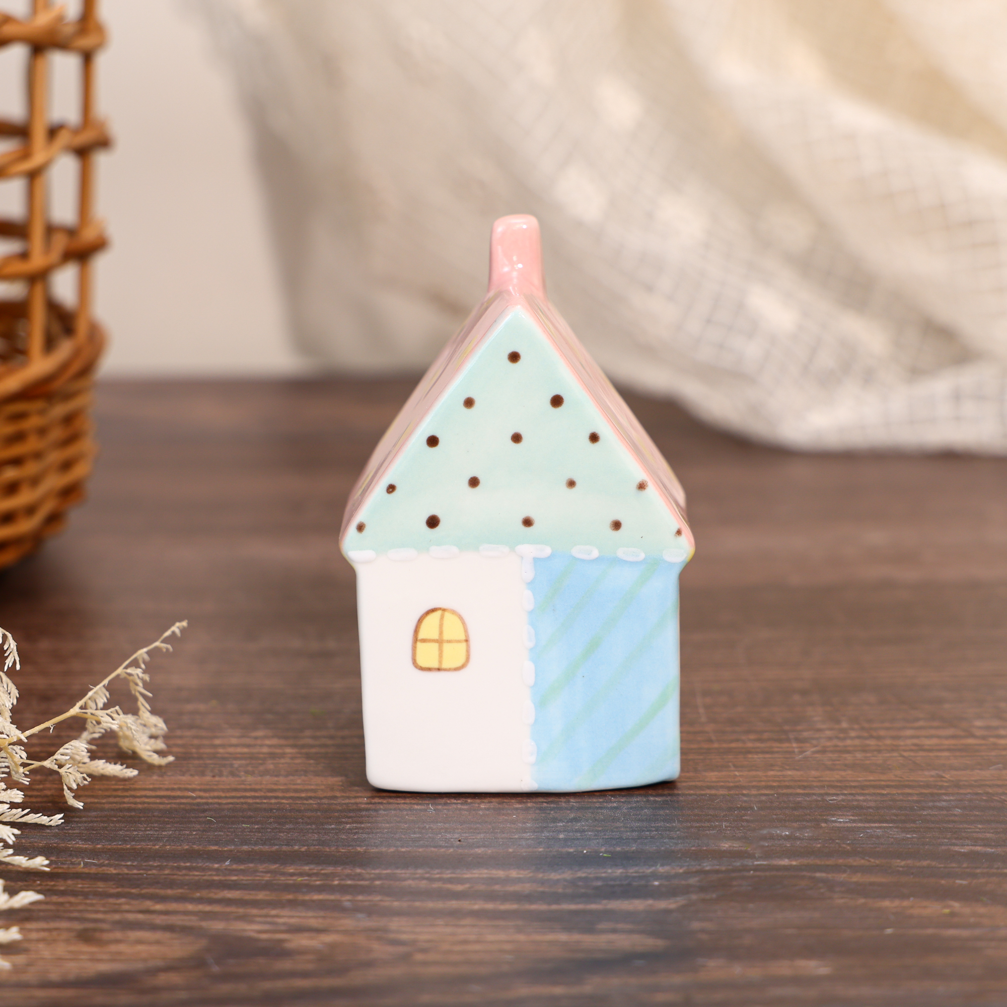 Hand-Painted Pastel Star Ceramic House Ornament - Image 5