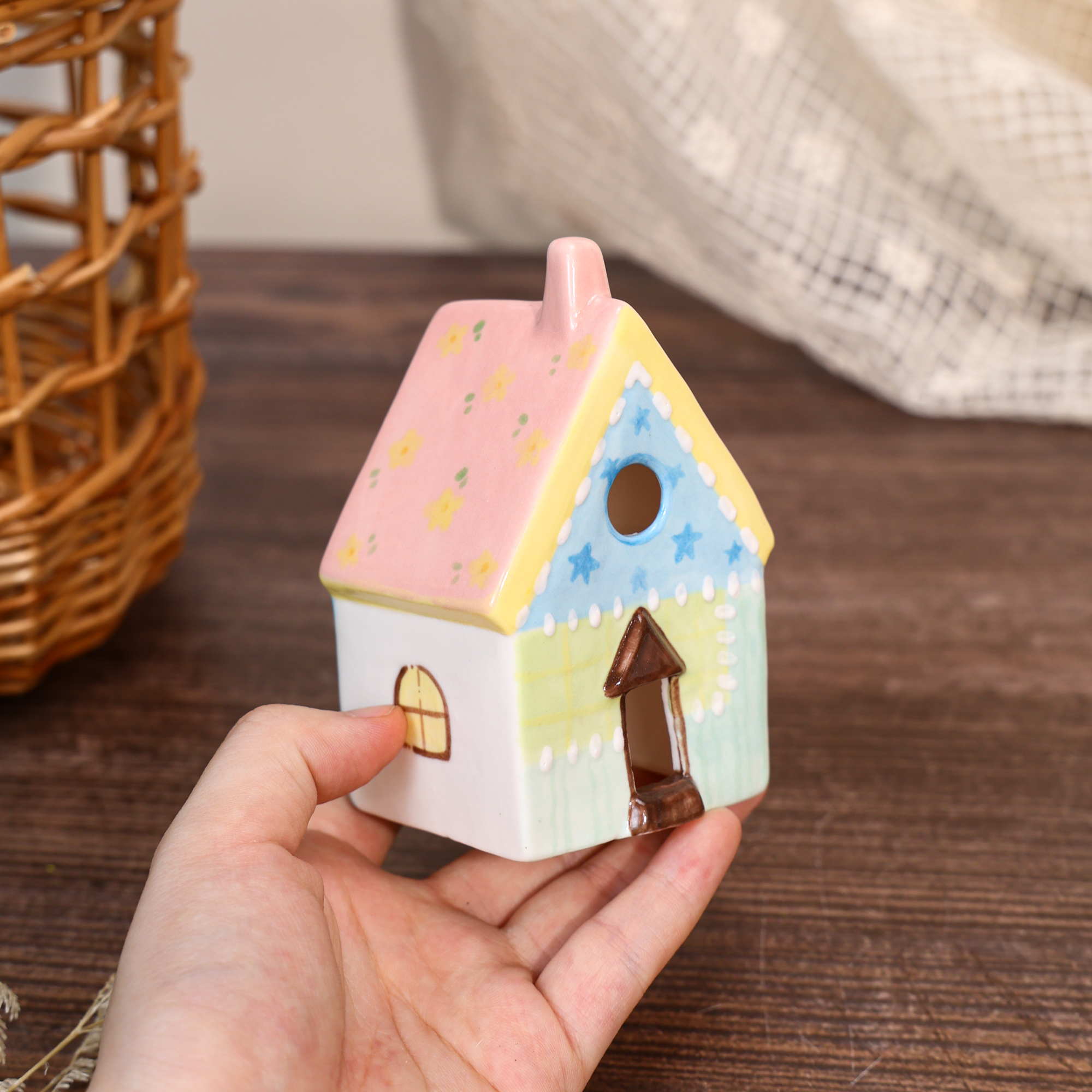 Hand-Painted Pastel Star Ceramic House Ornament - Image 9
